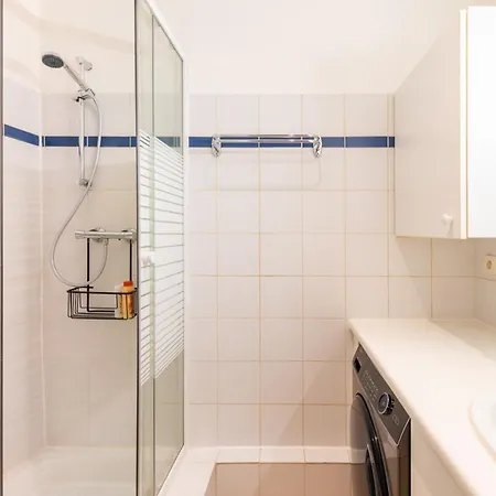 Lejlighed Cosy & Well-connected 1bd Apartmentsaint Lazare *